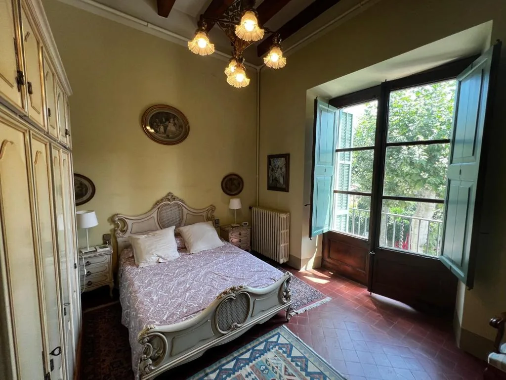 Habitación Deluxe - 1 cama grande — Casa Aguilar-Habitaciónes y más en casa exclusiva en Centelles