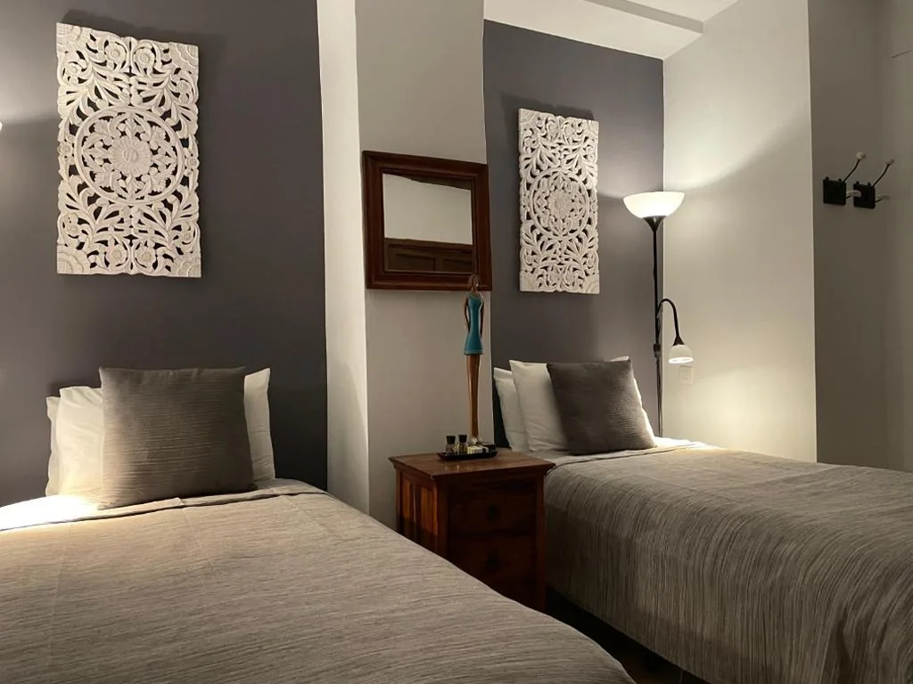 Habitación Doble con balcón - 2 camas — Casa Aire de Lecrin