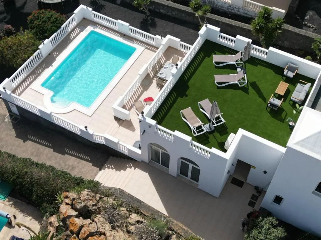 别墅 — Casa Alba - By AZ Rentals