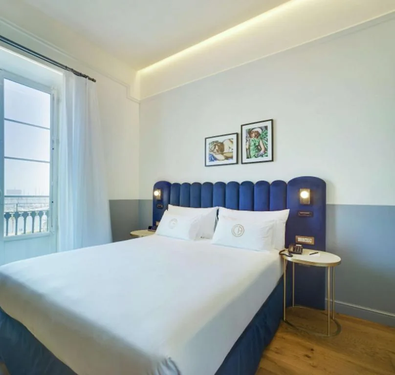 Habitación Carmen con vistas al mar — Casa Alberola Alicante, Adults only, Curio Collection By Hilton