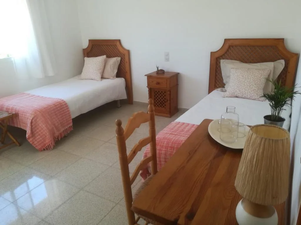 Habitación Doble con baño compartido — Casa Algaida