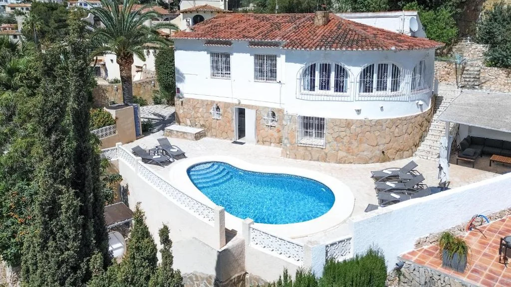 Moradia com piscina privada — Casa Altavista Benissa Large 5BR Villa with Pool