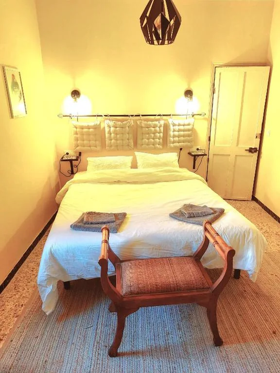 Camera doppia con bagno privato — Casa Amapola