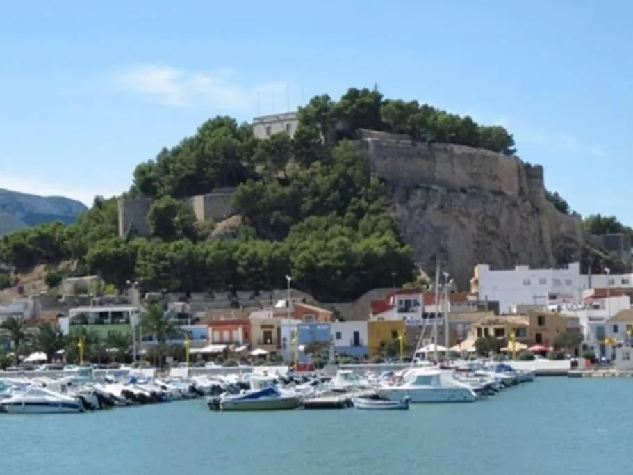 Villa de 2 dormitorios — Casa Anemone