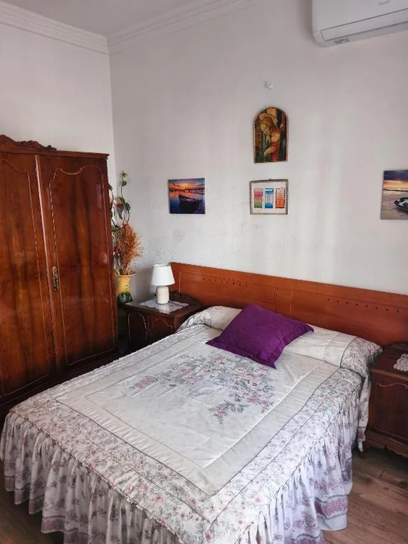 Casa antigua en Navahermosa