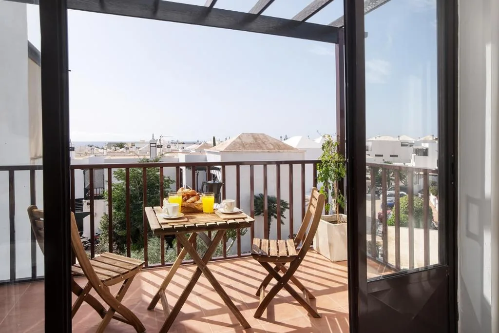 Casa con 1 camera da letto — Casa Atlantida-quiet House with balcony and fast wifi
