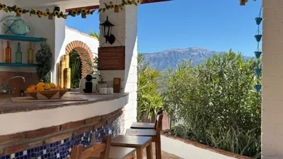 Casa Bambú Boutique Studios Andalusië with pool and Mountain Views — 写真 12