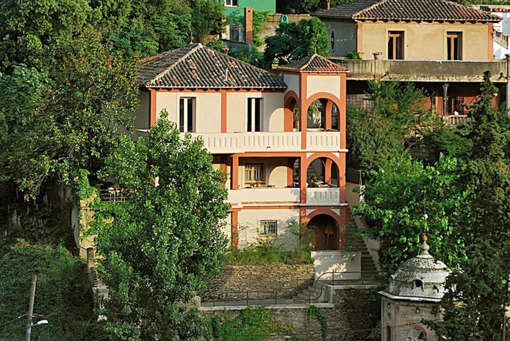 Casa Belladona - Barcelona Forest House