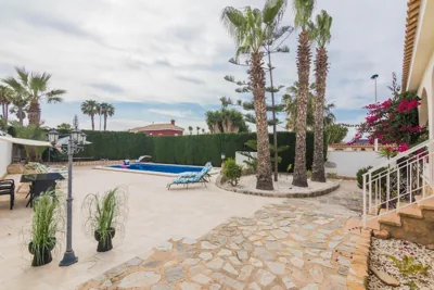 Casa Blanca la Villa Grande - Private SWIMMING POOL & GARDEN - JACUZZI XXL - BEACH 2,4km - AIRPORT 9 km - CENTER 0,8km — Foto 12