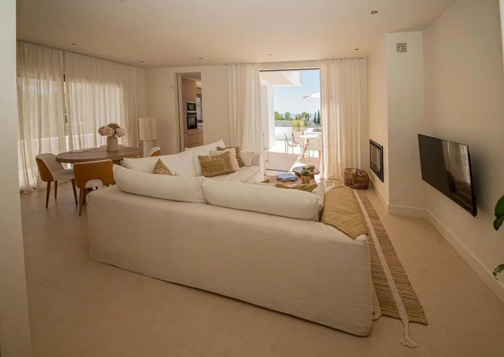 Apartamento de 1 dormitorio con balcón y vistas al mar — Casa Bodhi Boutique & Wellness