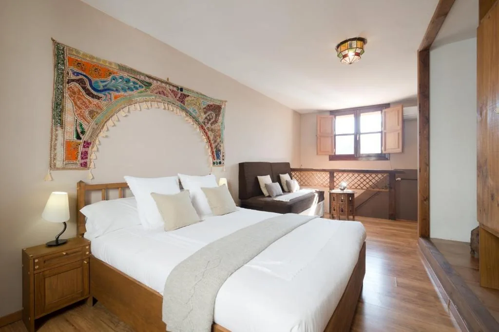Deluxe-Doppelzimmer mit Blick auf die Alhambra — Casa Bombo