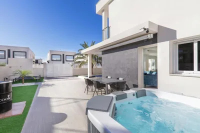Casa Bos Dolpfin Wellness Luxury Entire Villa Pool & Jacuzzi Gran Alacant near Beach — Foto 10