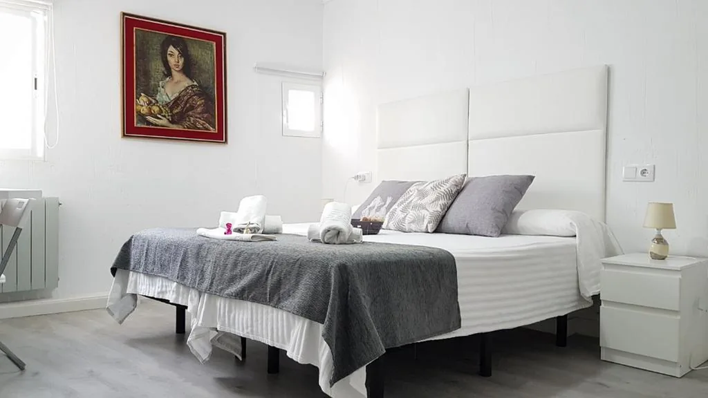 Camera doppia con bagno privato - 2 letti — Casa Botes