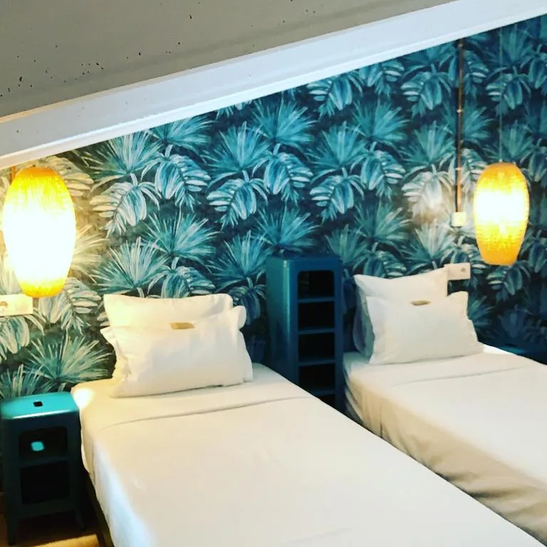 Tweepersoonskamer met eigen badkamer - 1 of 2 bedden — Casa Caimari Guest House, for mountain lovers!