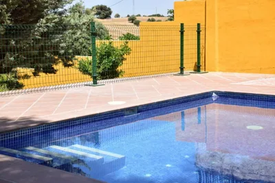 CASA CAPELLANIA-chalet con piscina junto a Madrid — Foto 4