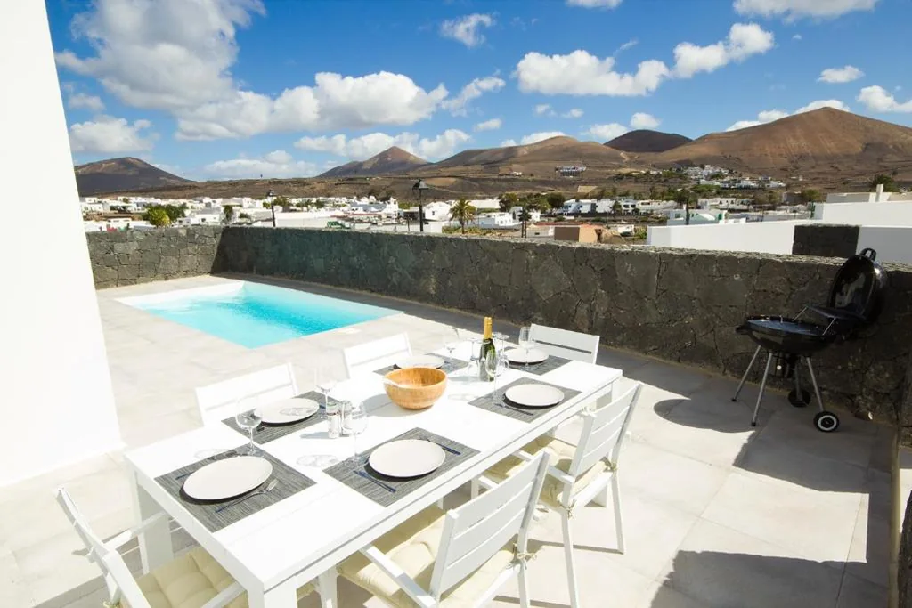 Villa de 3 dormitorios — Casa Carann - By AZ Rentals