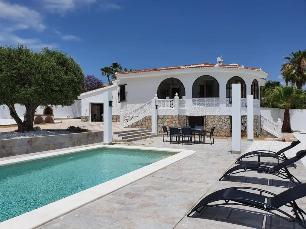 Villa de 3 dormitorios — CASA CARLOS