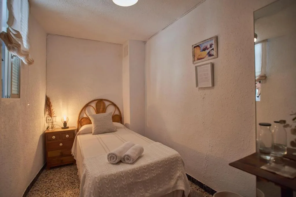 Quarto Individual Pequeno — CASA CERCANA LA CASA de LA ALEGRIA