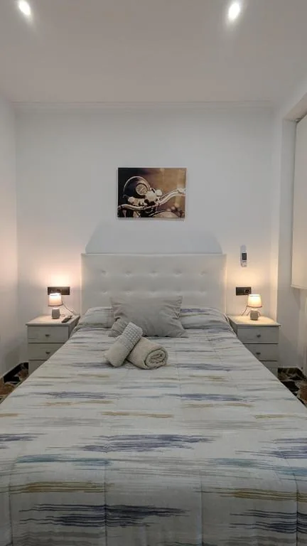 Double Room with Private Bathroom — Casa Clari