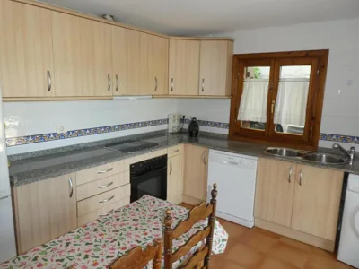 Casa con jardín frente a la Ciudadela de Jaca — Foto 4