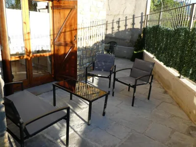 Casa con jardín frente a la Ciudadela de Jaca — Foto 12