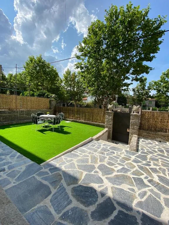 Casa de 4 dormitorios — Casa con jardin Los Gatos