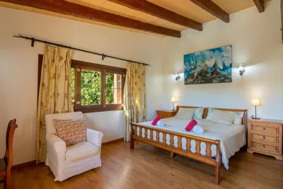Casa con piscina a 1 km del mar y del pueblo — foto 2