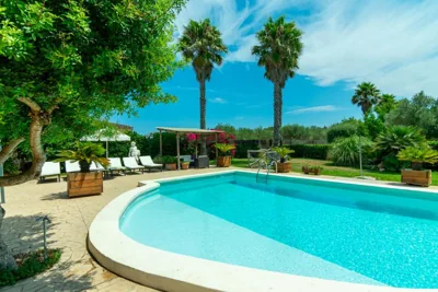 Casa con piscina a 1 km del mar y del pueblo — foto 9