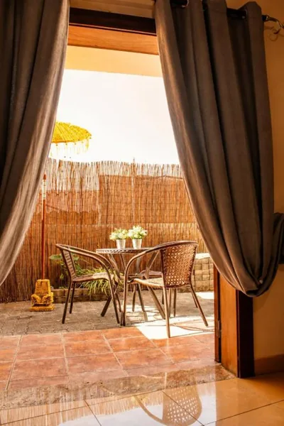 Casa Con Piscina en el Centro — foto 6
