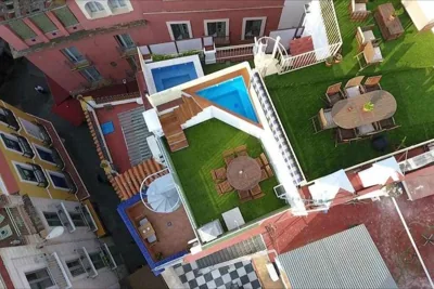 Casa con piscina junto catedral de sevilla — foto 10