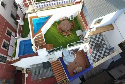 Casa con piscina junto catedral de sevilla — foto 11