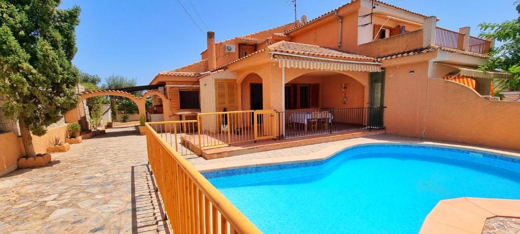 Casa con Piscina Privada - By Aloha Palma