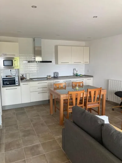 Casa con vista y jardín, a 20' de la playa — Foto 4