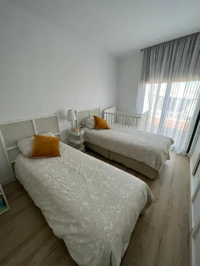 Casa con vistas y piscina privada — foto 2