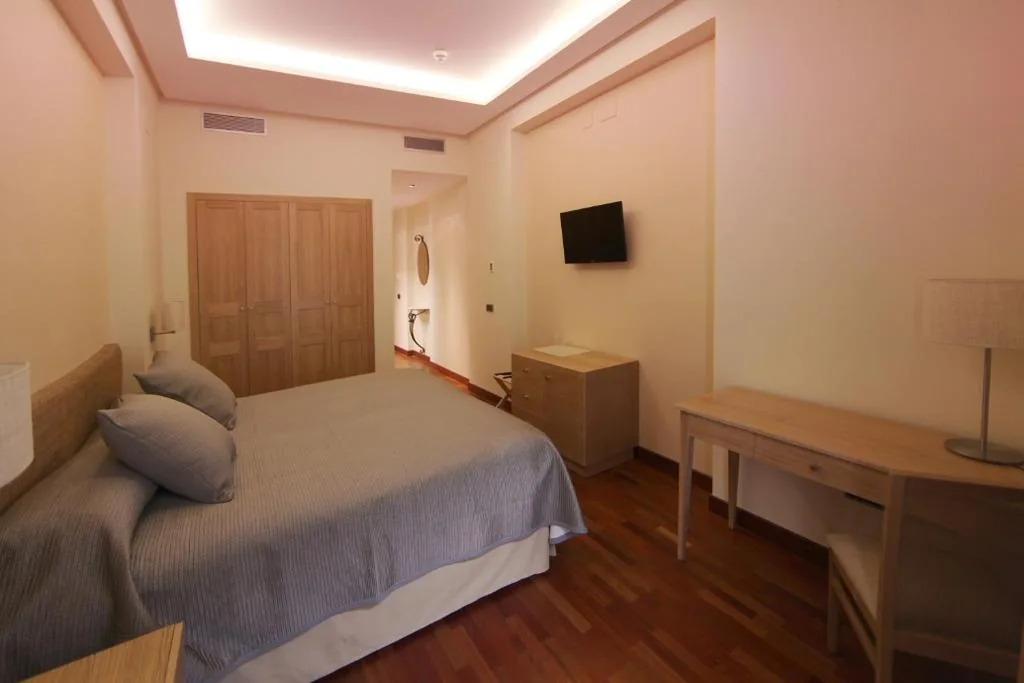 2 camere doppie comunicanti — Casa Consistorial