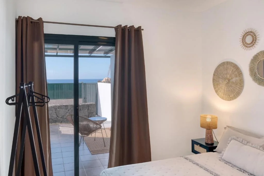 Casa Costa Esmeralda Plus - Sun and Relax By Lanzarote Vacation Homes