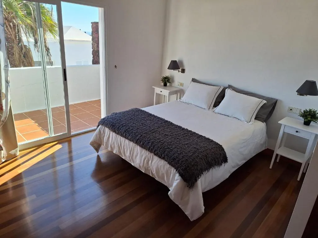 CASA COSTA VOLCAN