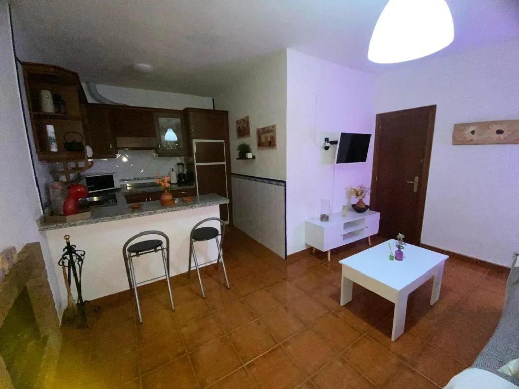 Haus mit 1 Schlafzimmer — Casa Cris