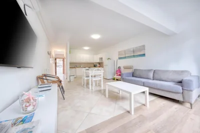 Casa Cris - Beach House next to Playa Grande By Lanzarote Vacation Homes — Foto 6