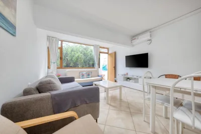 Casa Cris - Beach House next to Playa Grande By Lanzarote Vacation Homes — Foto 9
