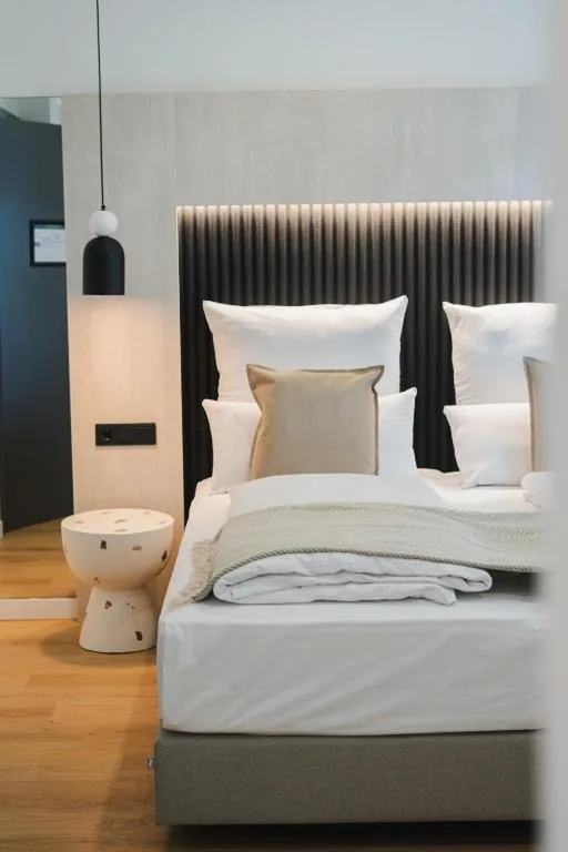 Doppelzimmer mit Balkon — Casa Cuatro Boutique Hotel - Adults Recommended