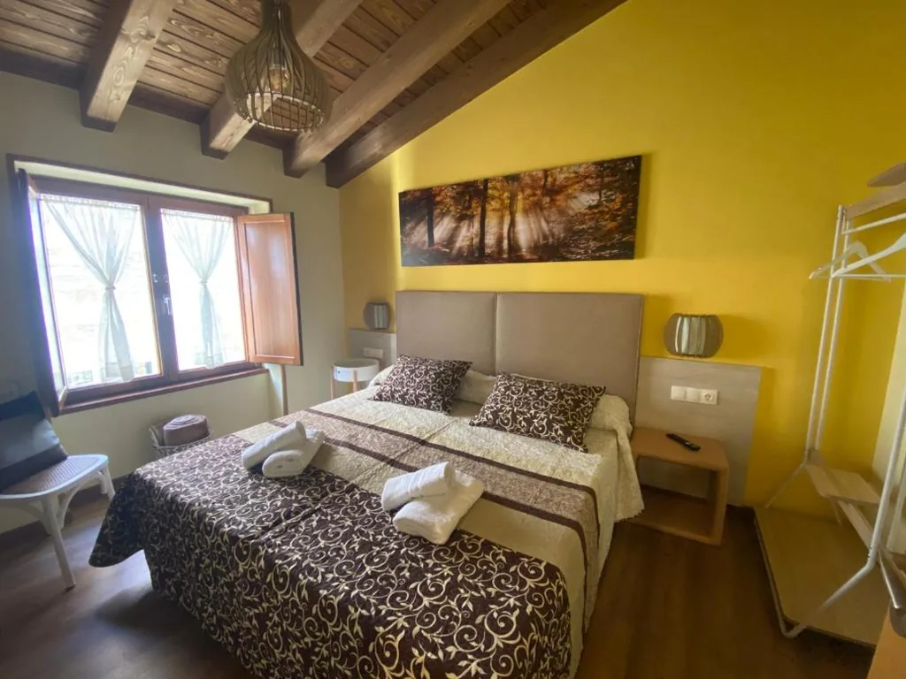 Camera doppia piccola - 1 o 2 letti — Casa da Cota