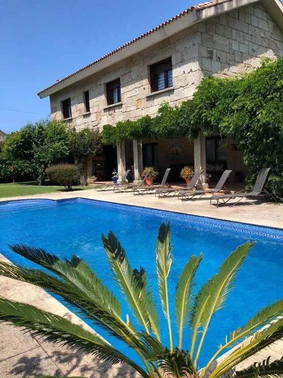 Casa da Lomba Piscina y vistas al mar en Baiona