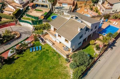 Casa de 2000 m2 Piscina Mar Barbacoa y Felicidad — 照片 11