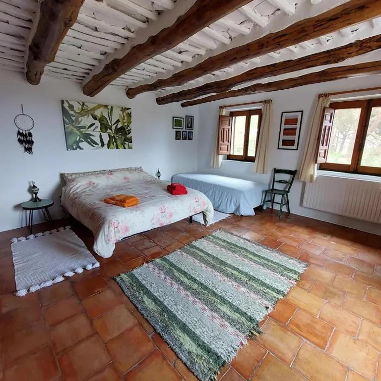 带外置私人浴室的三人间 — Casa de Alguaztar