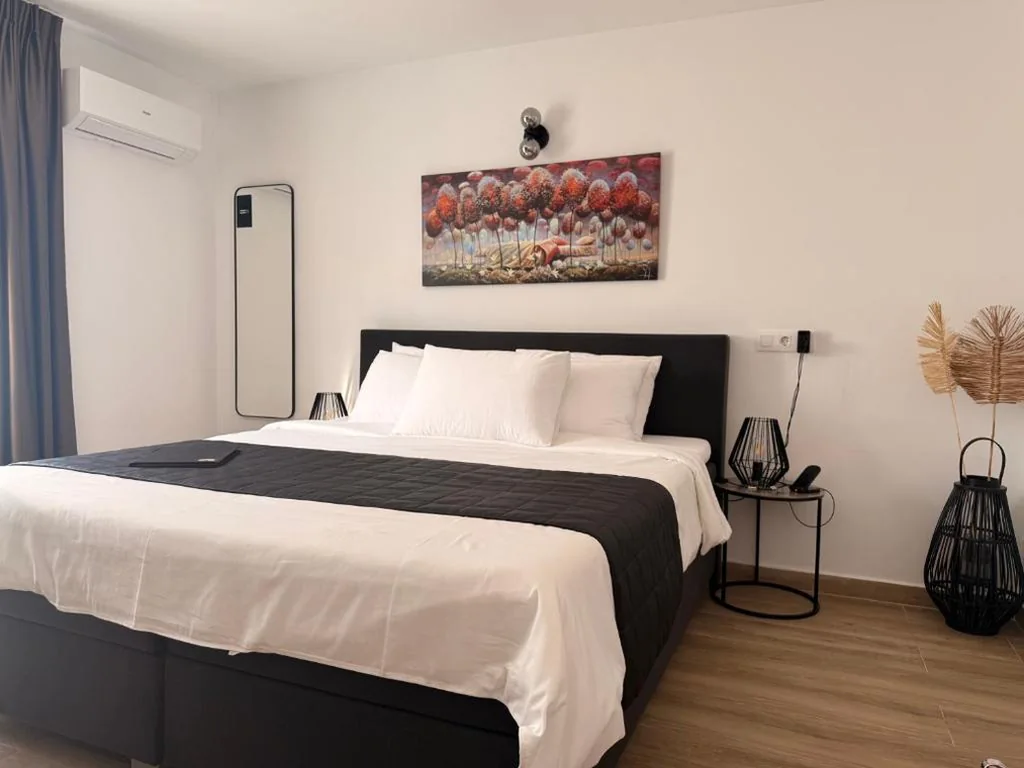 Double Room with Terrace — Casa de Ámbar, Bed&Breakfast