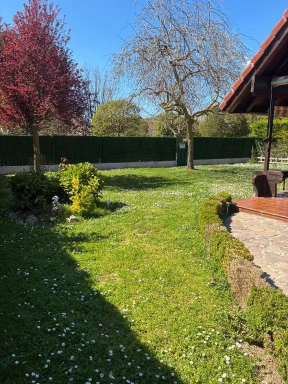 Casa de 3 dormitorios — Casa de campo entre viñedos