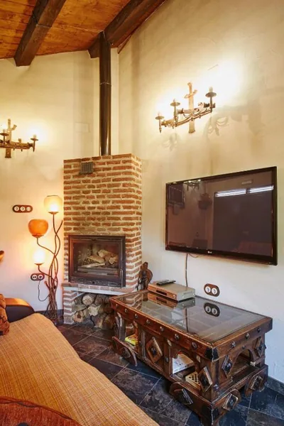 CASA DE CUCU Navaluenga — Foto 5