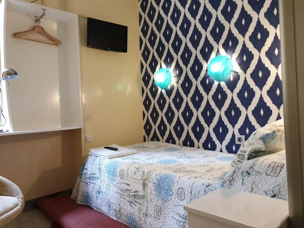 Habitación Individual — Casa de Huespedes Dolce Vita