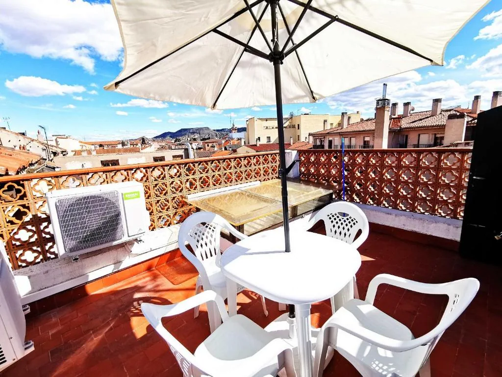 Camera doppia con terrazza — Casa de Huéspedes Vecinodecerbantes